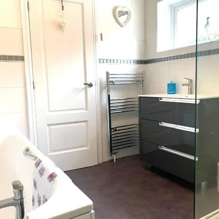 No 3 Brooklands - Location *