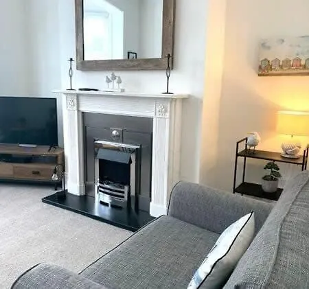 No 3 Brooklands - Location Filey