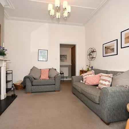 No 3 Brooklands - Location